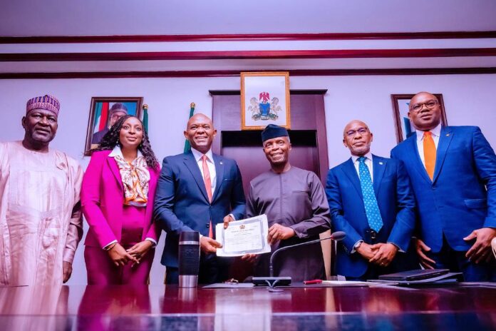 FG issues Transcorp Power Limited Discharge Certificate for 972mw power plant in Delta State