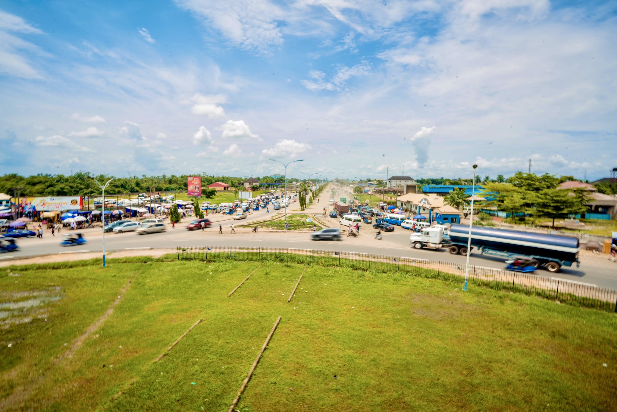 Okowa commissions newly expanded Warri/Sapele road