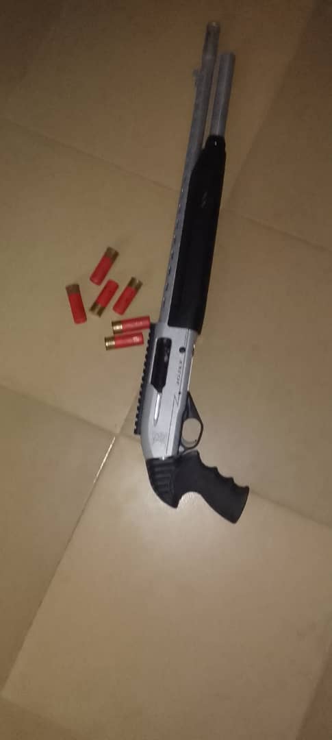 recovered one pump action gun