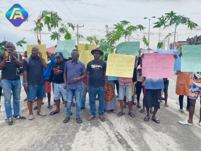 Okere-Urhobo indigenes in Warri protest against land grabbing by Delta State govt.