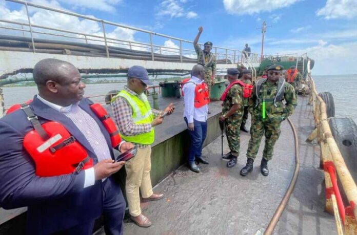 Security Operatives intercept vessel with stolen crude oil in Delta