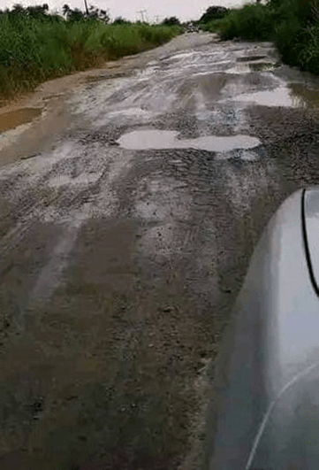 A section of the Igbide-Olomoro road

