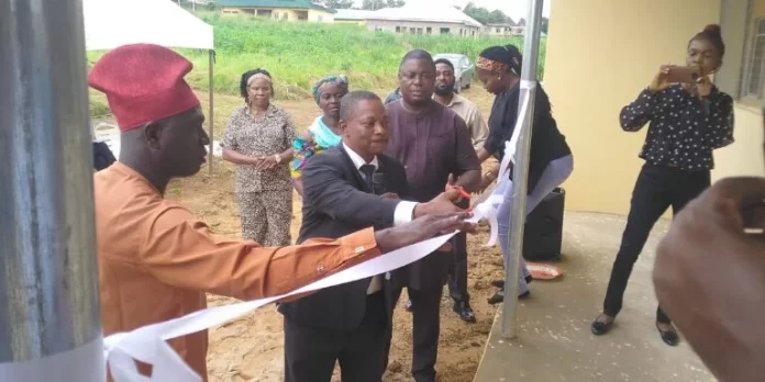 FG tasks farmers on hygienic poultry products, builds facility in Ibusa, Delta 