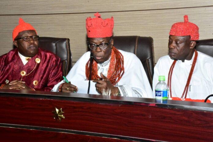 Traditional Rulers hail Delta State govt for awarding contracts for flyover bridges