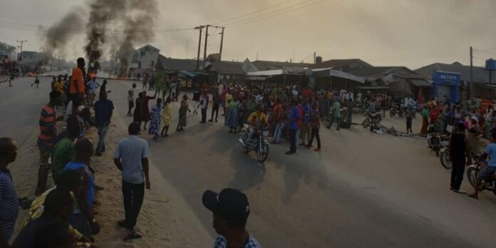 Protest over relocation of faculty in Delta State University Ozoro from community