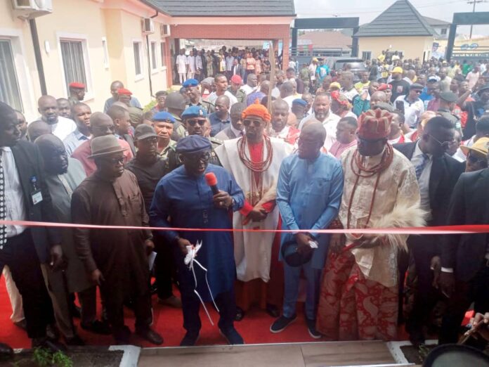 Oborevwori commissions Warri South Council Ultra-modern cottage hospital built by Chairman, Tidi