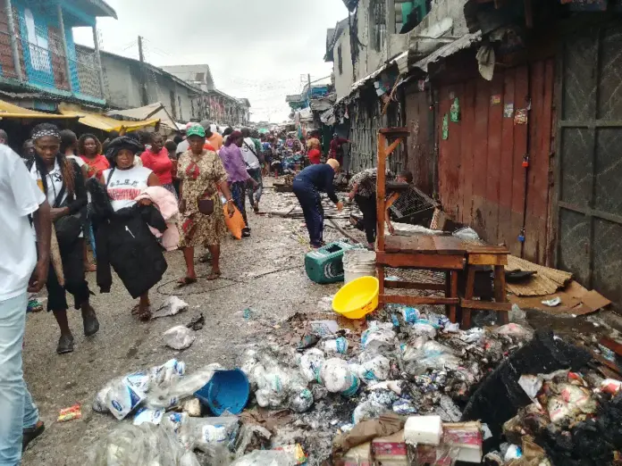 Cooking gas explosion razes shops in Igbudu market