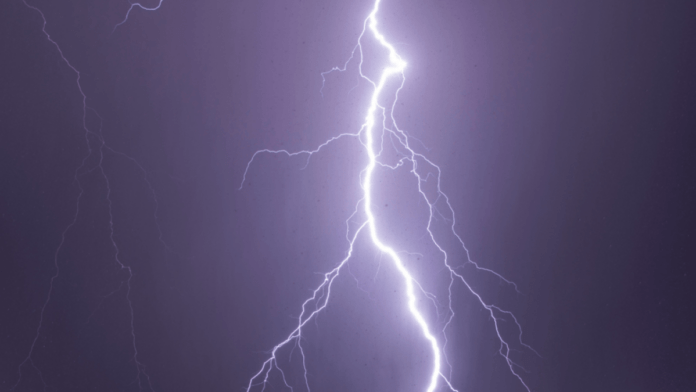 Lightning claims two lives in Aniocha community