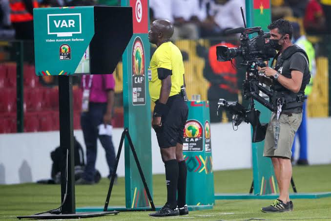 VAR
